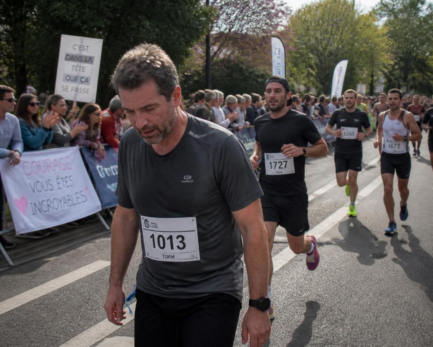 découvrez des conseils pratiques, des entraînements efficaces et les erreurs à éviter pour atteindre 10 km en 50 minutes et améliorer votre performance de course.