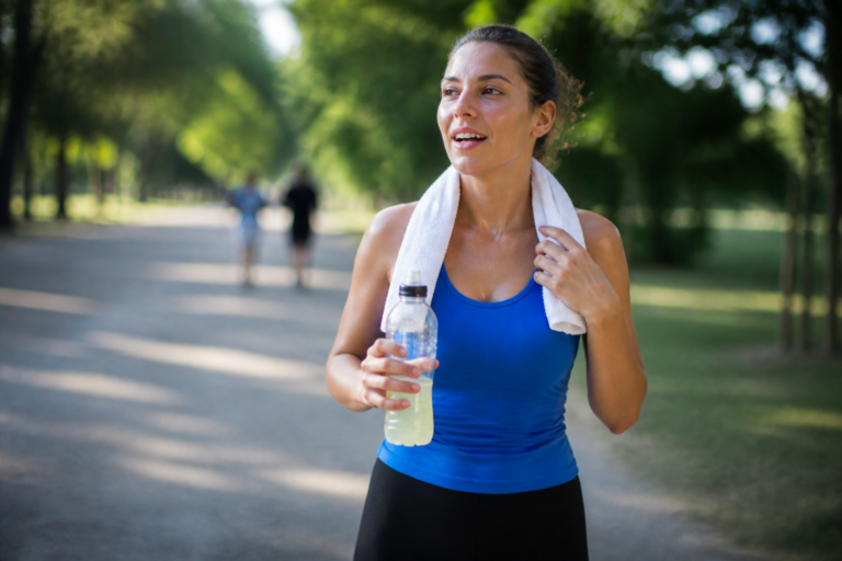 Boisson d'effort : hydratation ou énergie, comment trancher ?